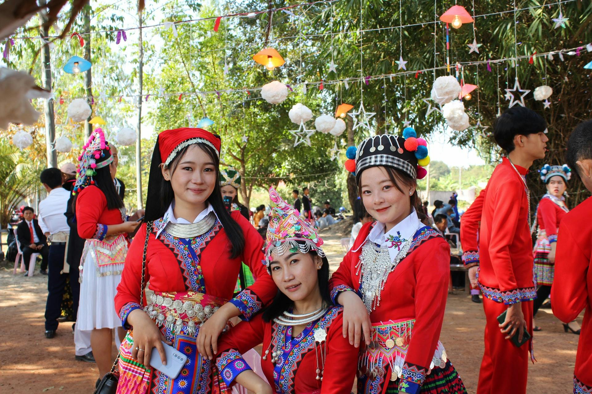 老挝舞蹈，老挝民族服饰服装，老挝美女视频素材,延时摄影视频素材下载,高清3840X2160视频素材下载,凌点视频素材网,编号:442017