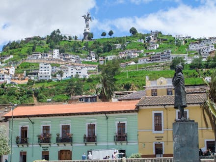 El Panecillo by Night Tour (Half Day)