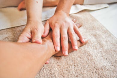 Reflexology Therapy - 60 minutes