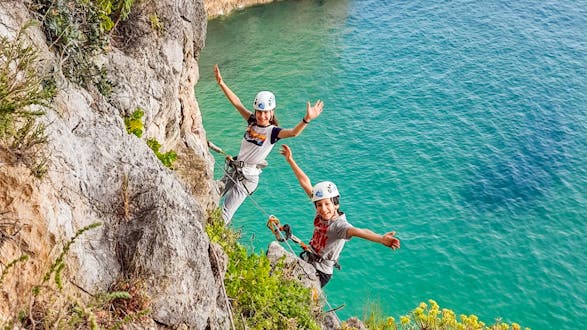 Coasteering in Arrábida