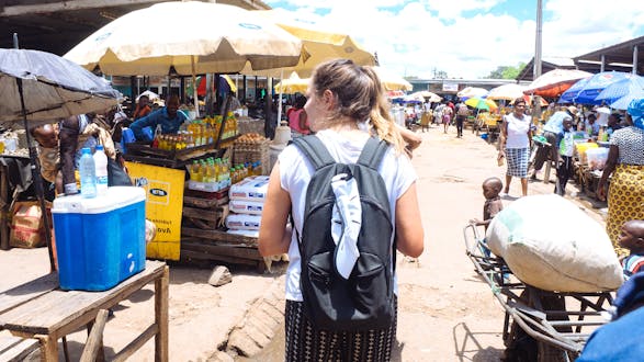 Market Tour & Traditional Cooking