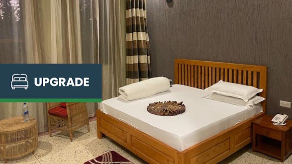 Private Room Upgrade - Hotel (1 person)