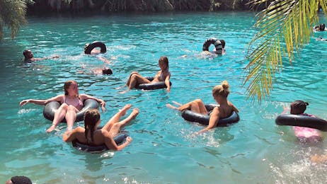 Moshi Weekend Escape