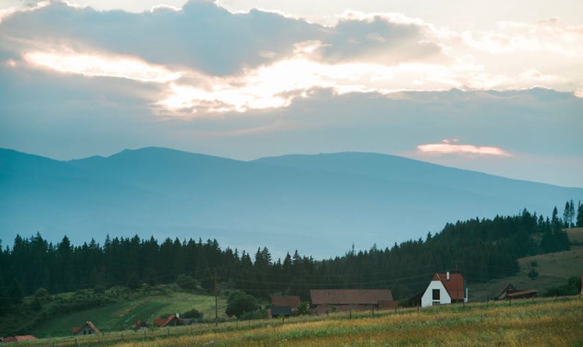 Volunteer in Romania with IVHQ on your alternative spring break