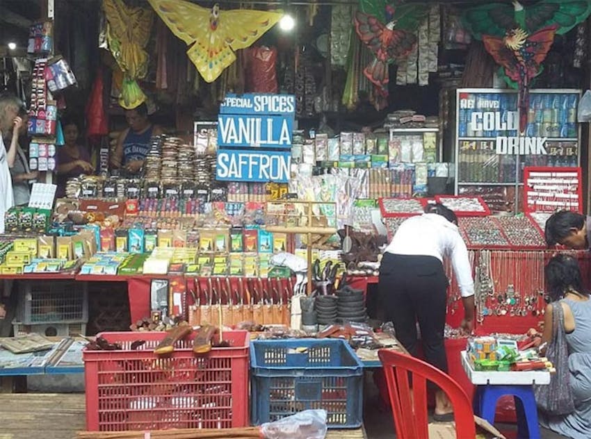 Buy local when you volunteer with IVHQ in Bali