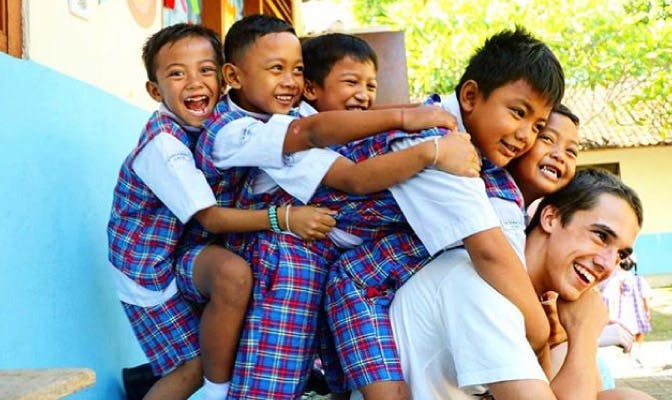 Gap Year Volunteer Programs Create Lasting Social Impact 1 Best Gap Year Volunteer Programs 2025 & 2026 | IVHQ