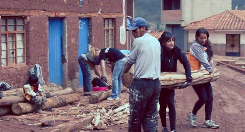 How to choose a volunteer organization - ensure the projects are community-driven