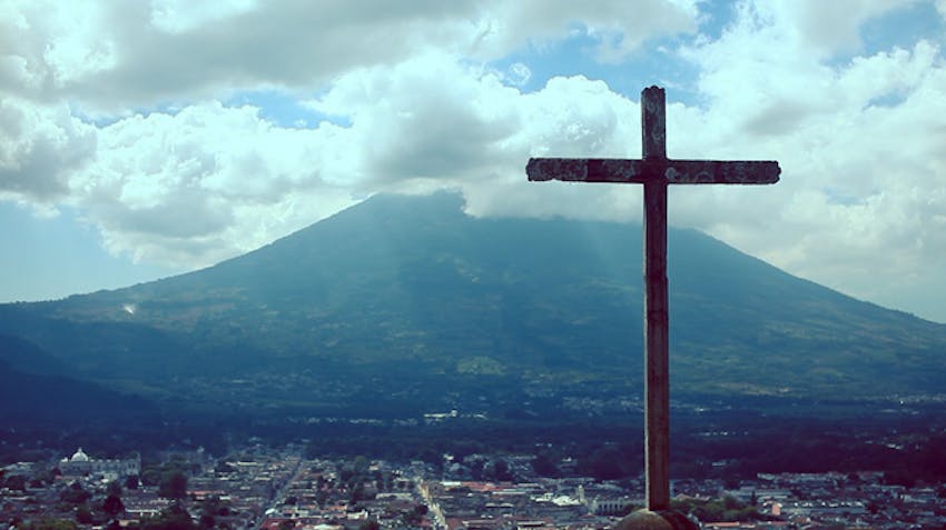 IVHQ Scholarship winner Armando, shares his story as a volunteer in Guatemala