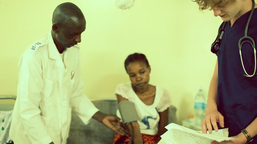 Volunteer on the medical project in Tanzania with IVHQ
