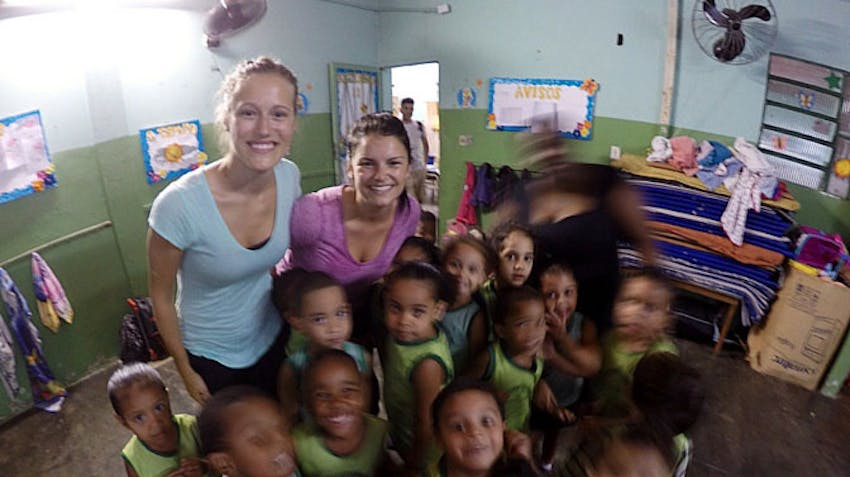 6 Signs You Should Volunteer In Brazil - Childcare Volunteers