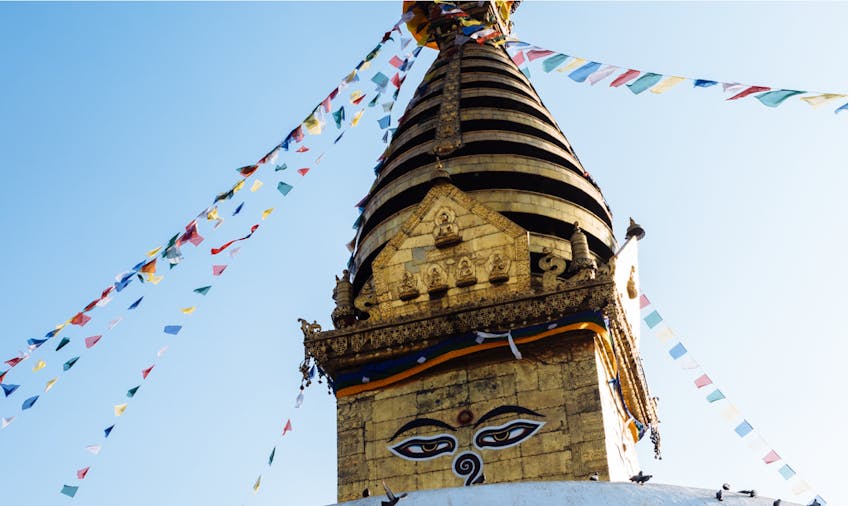 Travelling through Nepal as an IVHQ volunteer during Schoolies