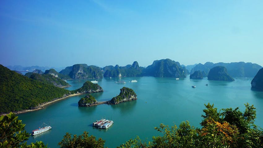 Visit and volunteer in Halong Bay in Vietnam with IVHQ
