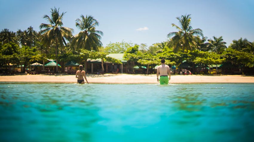 Visit the beaches of Asia with IVHQ