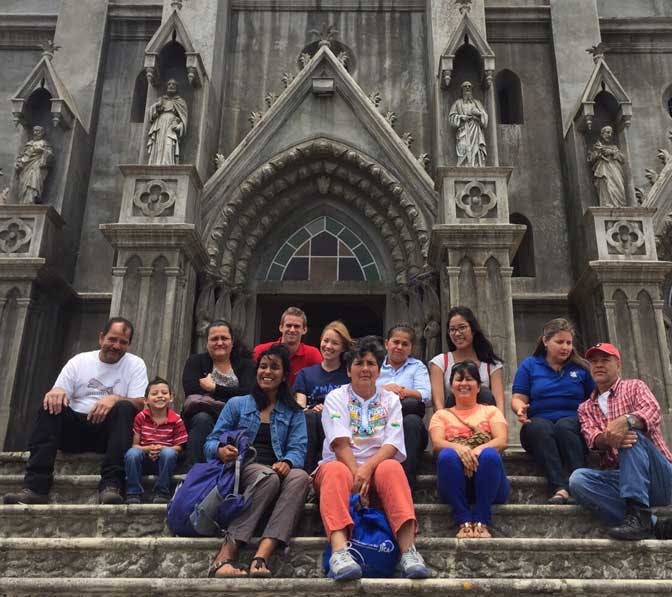 Visiting the Church of Coronado as an IVHQ volunteer