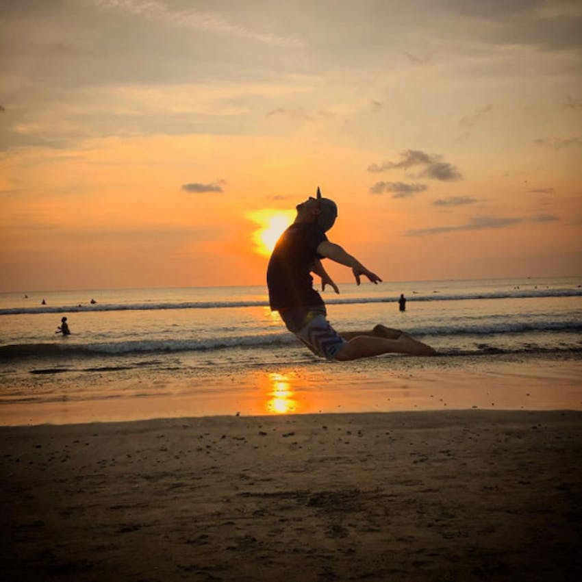 Travel the world with IVHQ