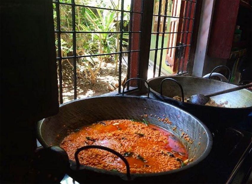 The volunteer food for IVHQ volunteers in Sri Lanka