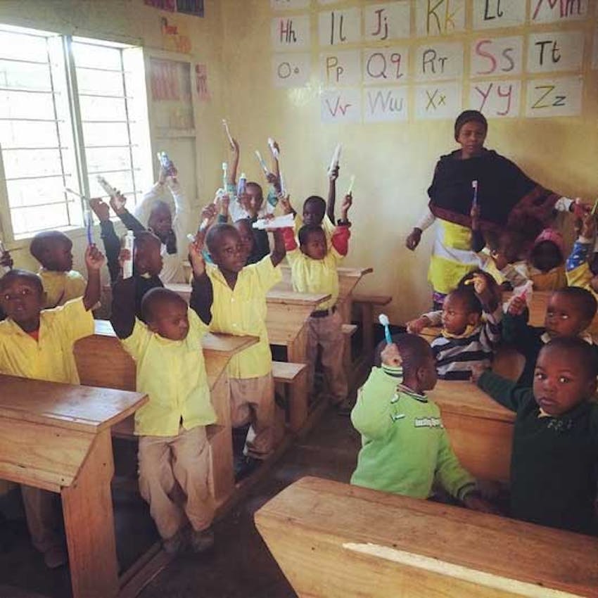 How to volunteer - volunteer hacks - save donations