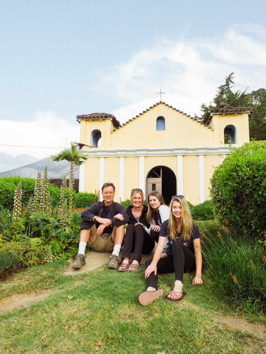 Volunteer trips abroad you can take For 1 or 2 Weeks