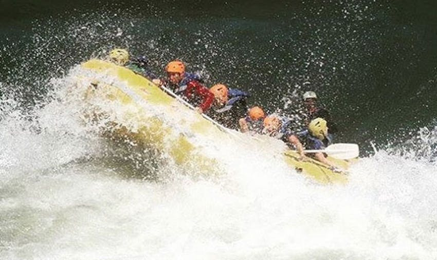White water rafting as a volunteer in Victoria Falls with IVHQ