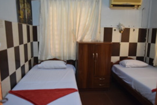 Volunteer bedroom in Cambodia, Phnom Penh with IVHQ