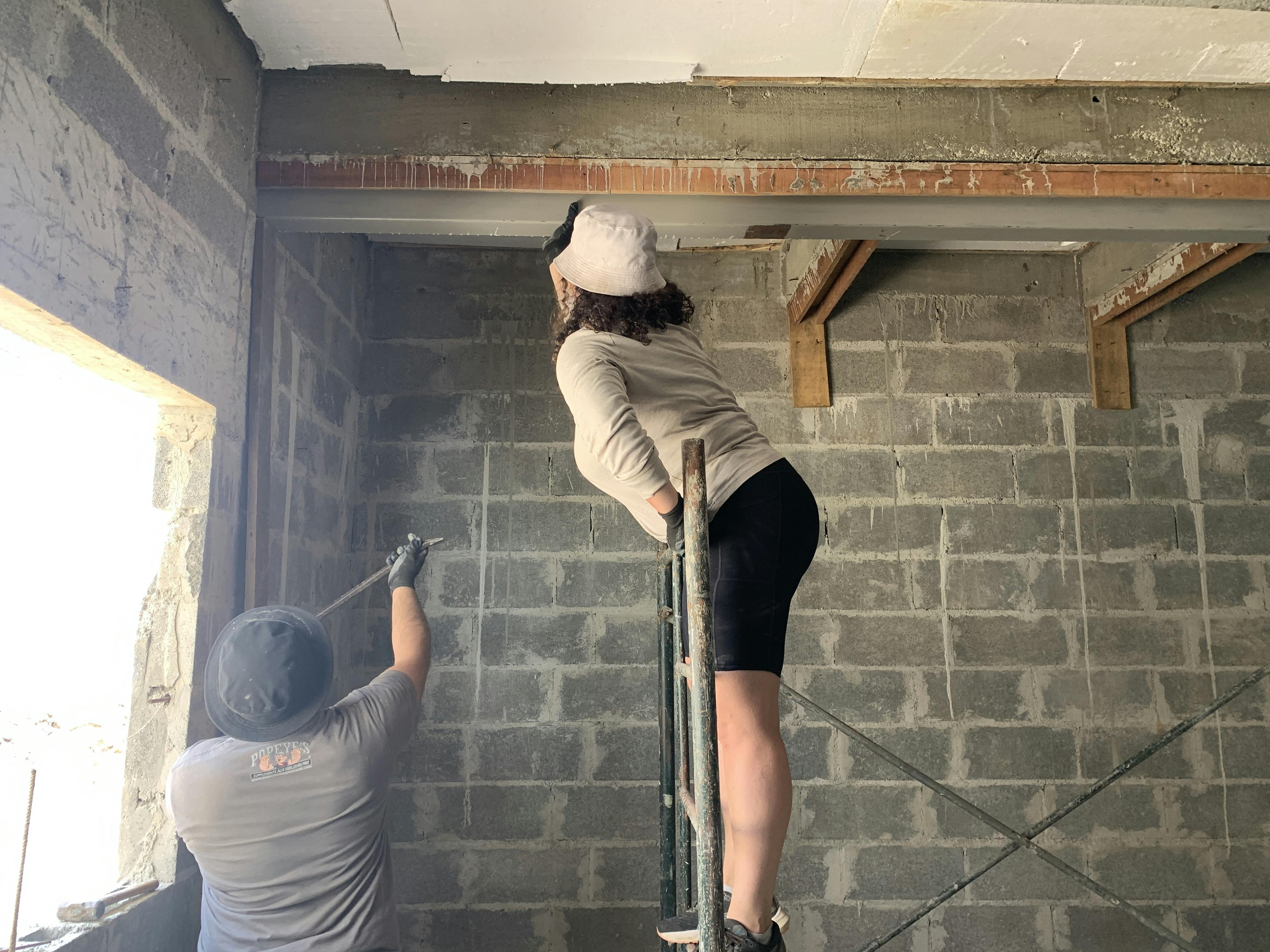 IVHQ Volunteers building a wall at the Construction and Renovation project in Costa Rica - Manuel Antonio.