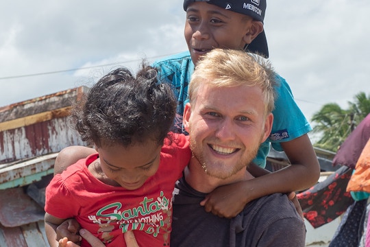 IVHQ Volunteers and children on the Kindergarten in Fiji