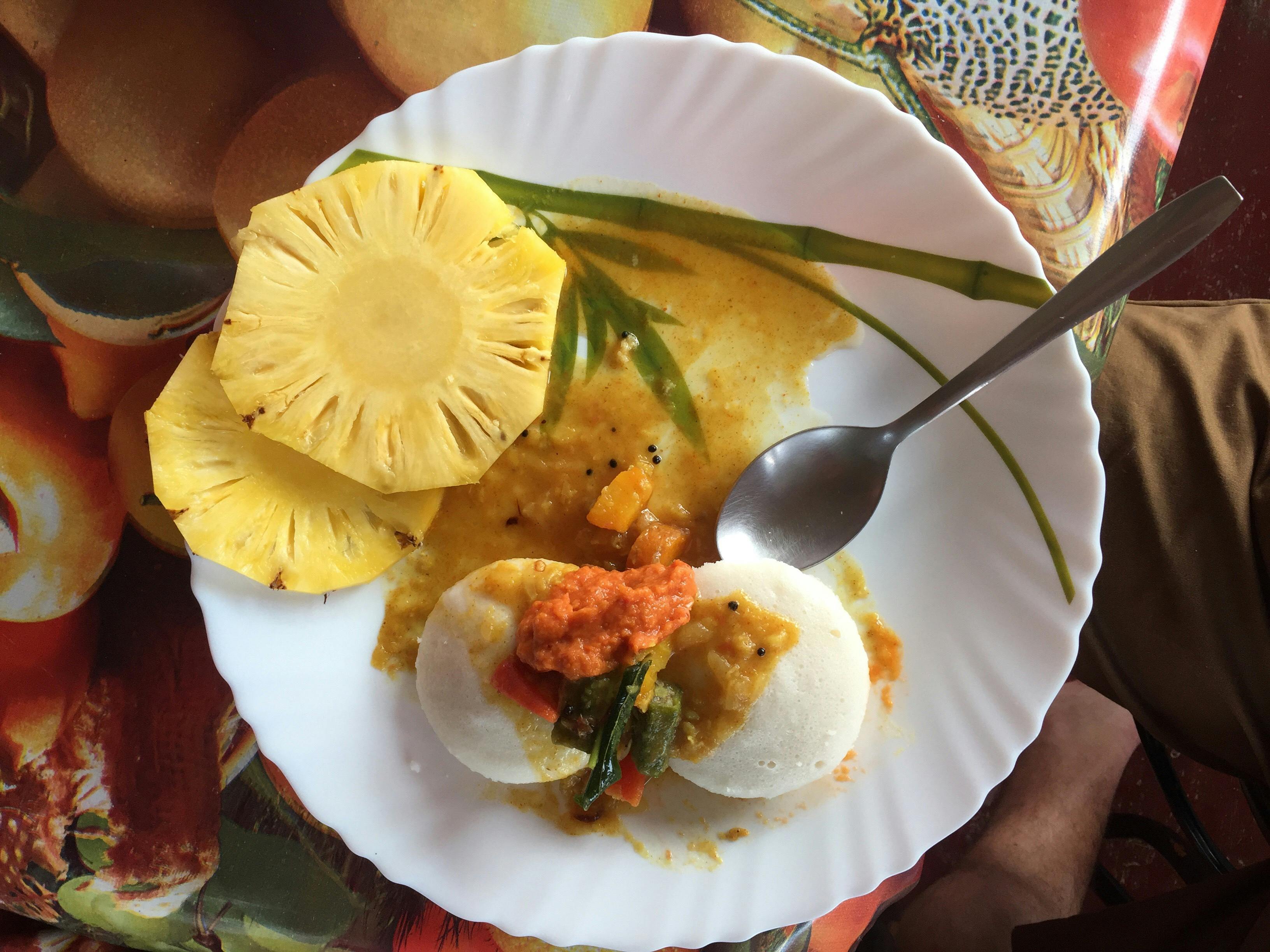 IVHQ Typical meal in India, Kerala