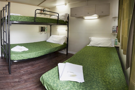 IVHQ volunteer accommodation bedroom in Rome, Italy