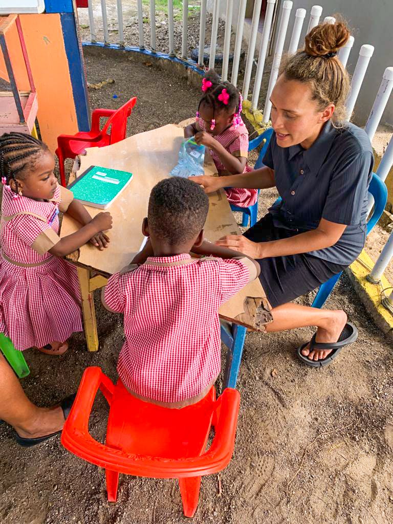 An IVHQ volunteer at the Teaching placement in Jamaica
