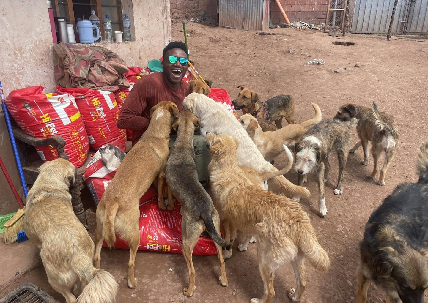 IVHQ Cusco, Peru volunteer on the Holiday Experience project