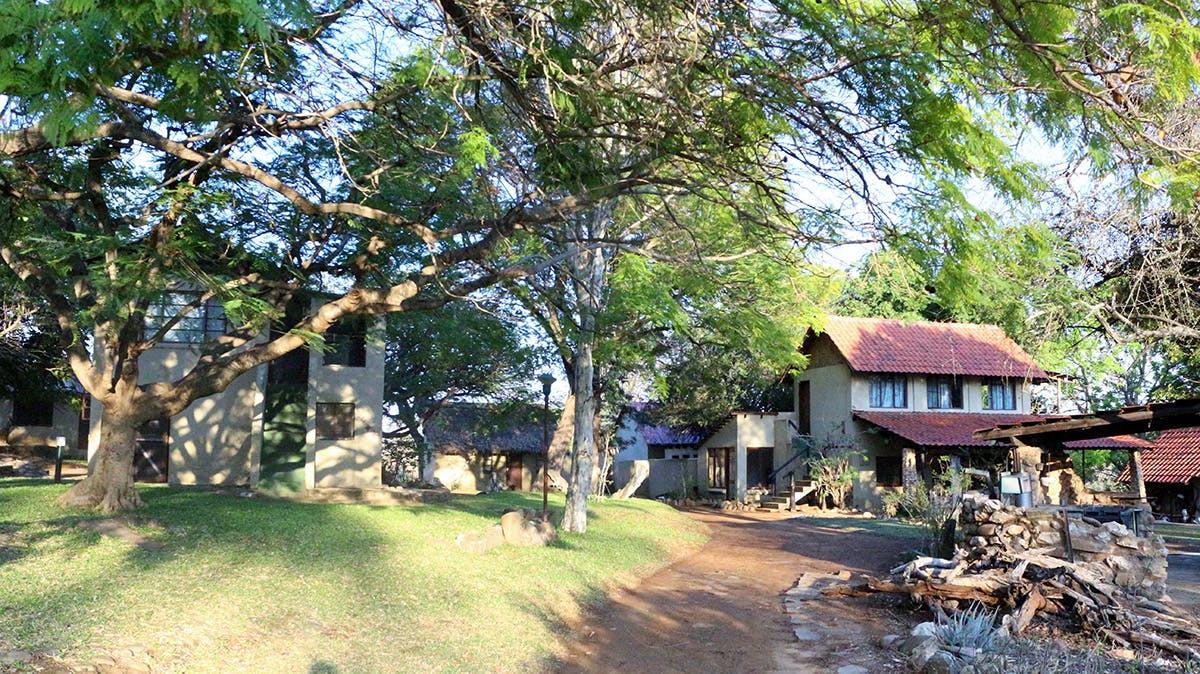 IVHQ Volunteer accommodation camp in Kruger National Park, South Africa on the wildlife conservation project