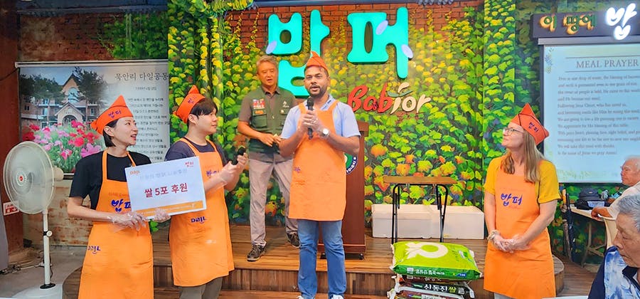 IVHQ Soup Kitchen volunteer project in South Korea