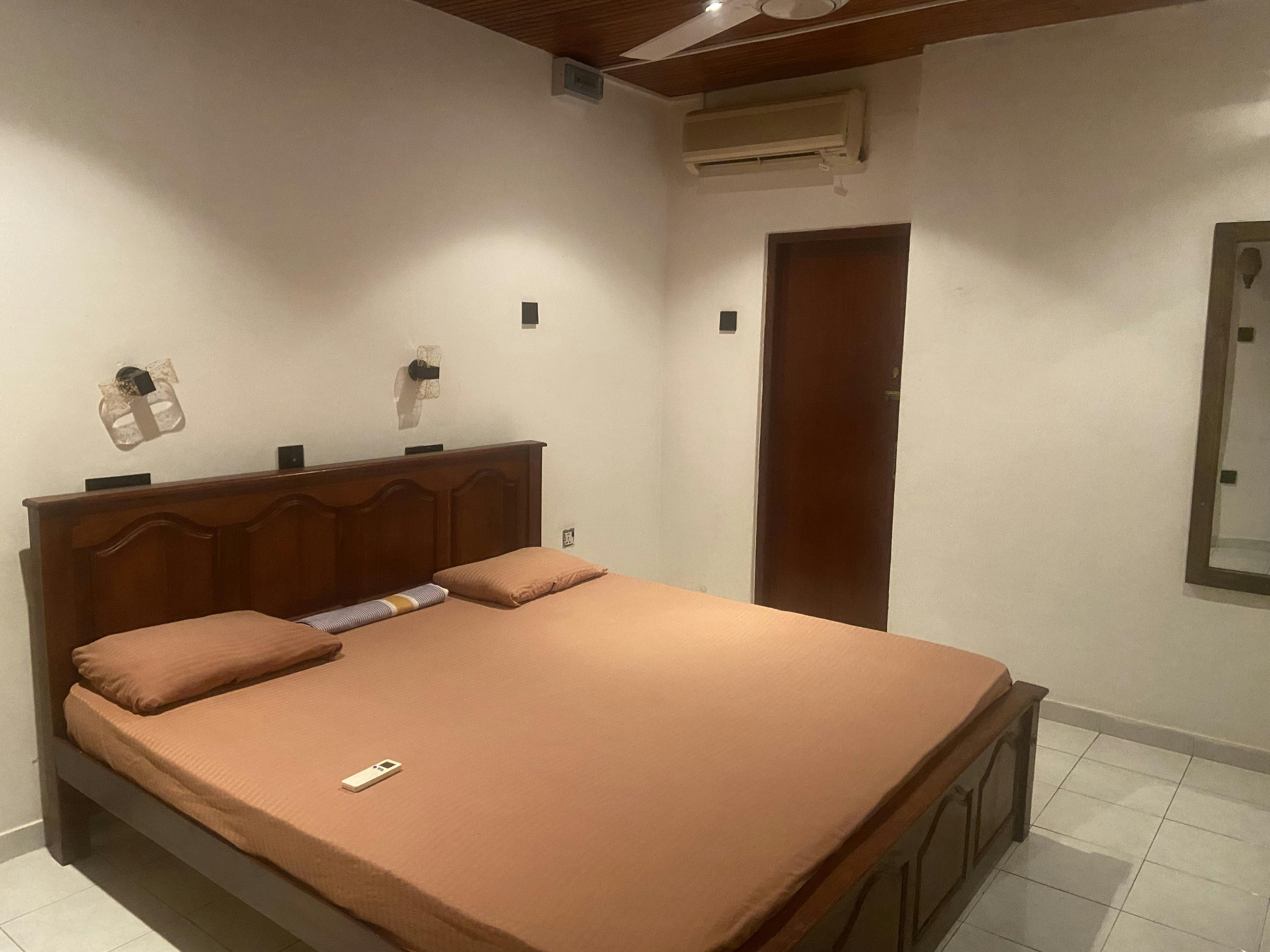 Private room upgrade in the volunteer house