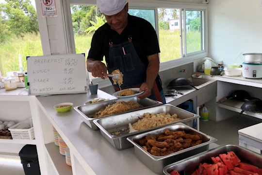IVHQ Hua Hin volunteer Lunch
