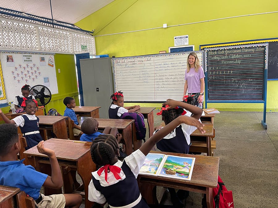 An IVHQ volunteer teaching an English class at the local school at IVHQ Teaching & School Support project in Trinidad and Tobago