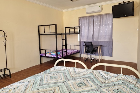 IVHQ Vietnam volunteer accommodation private room upgrade