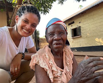 IVHQ volunteers doing volunteer work at the Elderly Care project in Zambia