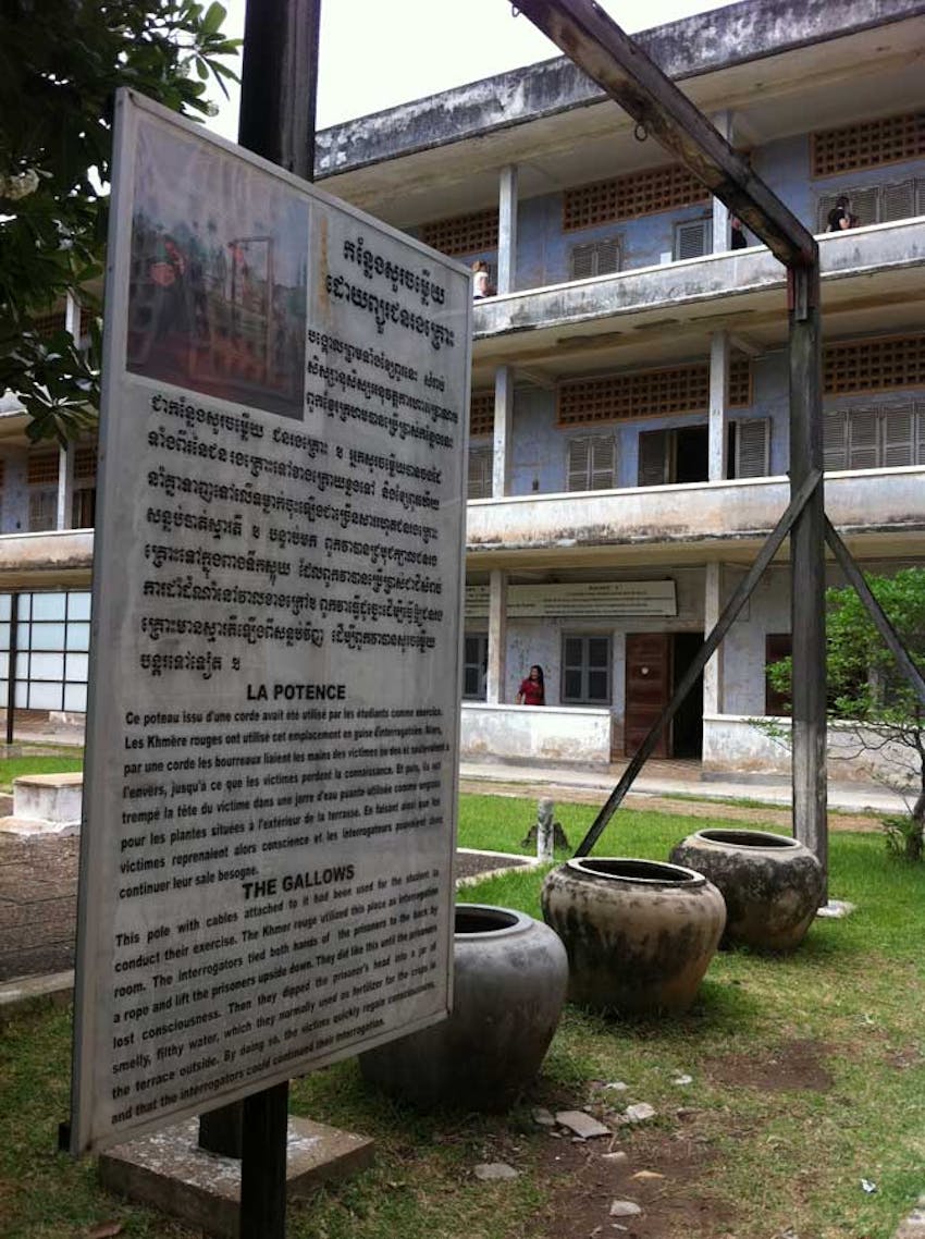 Visit the Tuol Seul Genocide Museum during an IVHQ weekend