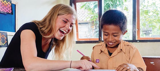 Teach English Abroad with an Online TEFL Course