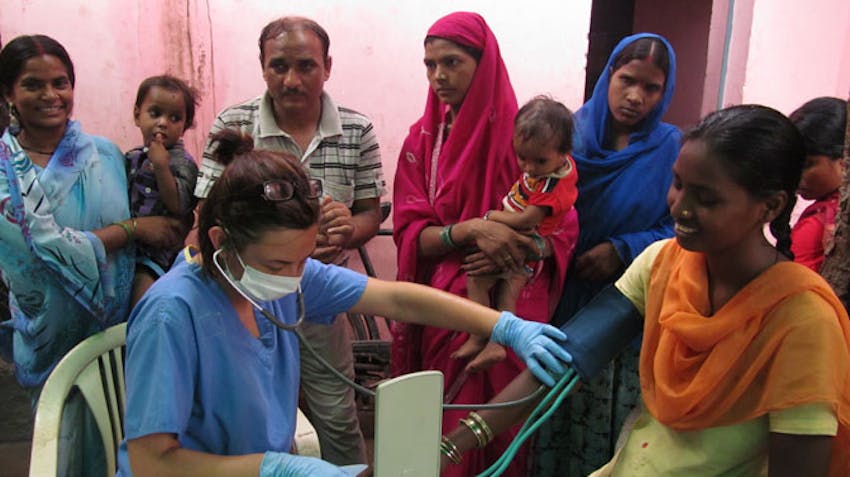 IVHQ Volunteer medical campaign in India