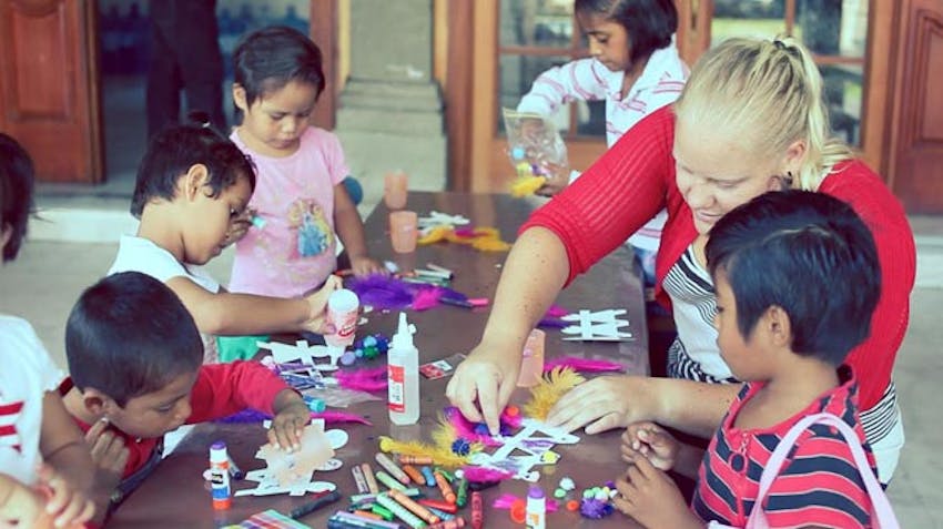 Volunteer abroad in Mexico working with children with IVHQ