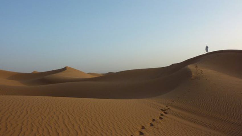 Visiting the Sahara Desert during a spare weekend as an IVHQ volunteer