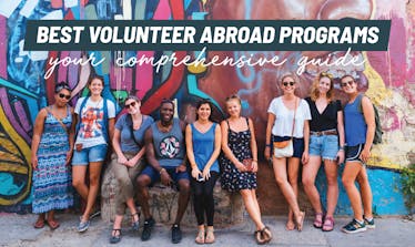 Volunteer Travel Guides