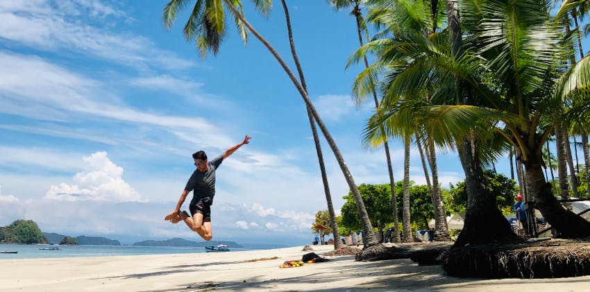 Americans can travel and volunteer abroad in Costa Rica with IVHQ.