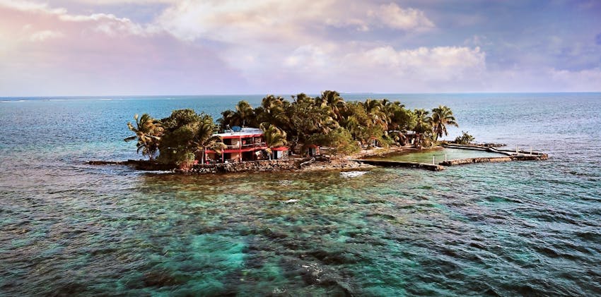 European volunteers are traveling to Belize in Spring & Summer 2025 with IVHQ.