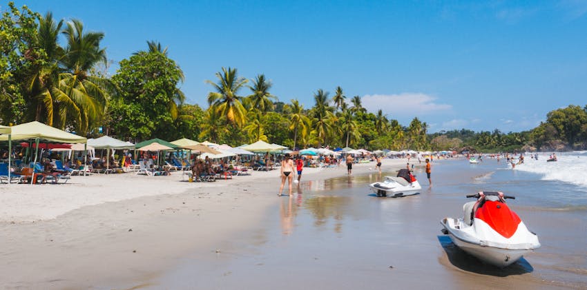 European volunteers are traveling to Costa Rica in Spring & Summer 2025 with IVHQ.