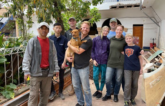 Volunteer abroad as a Family & Friends Group with International Volunteer HQ