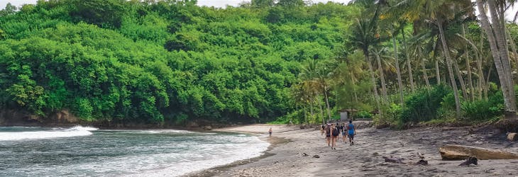 Environmental Education volunteers in Bali with IVHQ