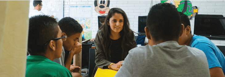 Volunteer on the Teaching project with IVHQ in Bogota Colombia