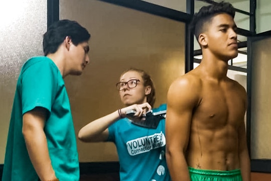 Volunteer on the Sports Healthcare project with IVHQ in Santa Elena, Ecuador